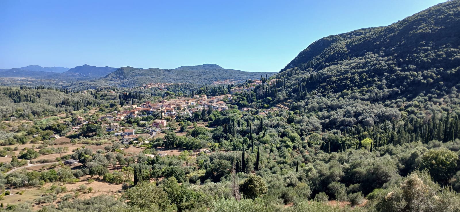 Surrounding of Villa Vounó