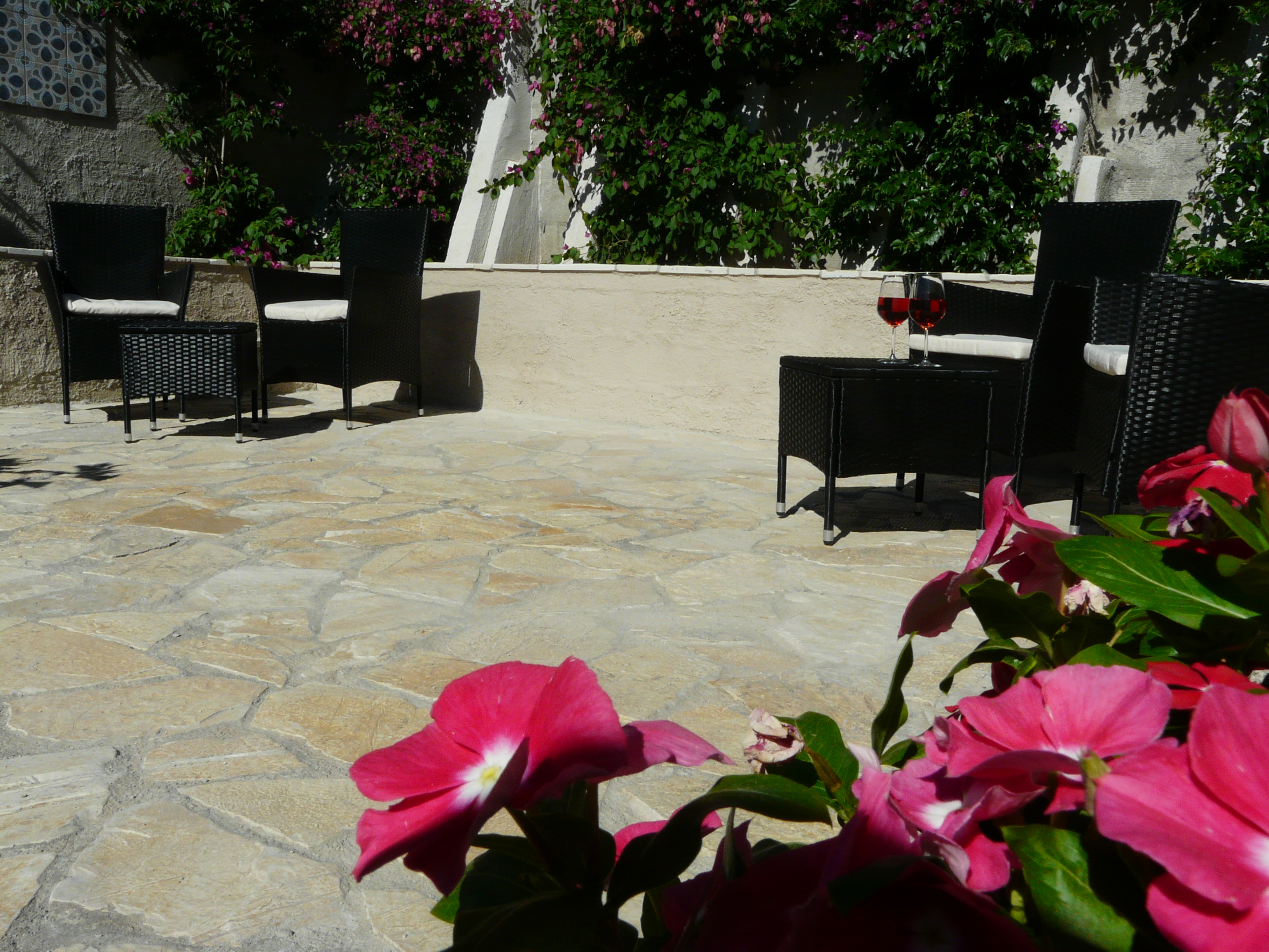 Surrounding of Villa Vounó