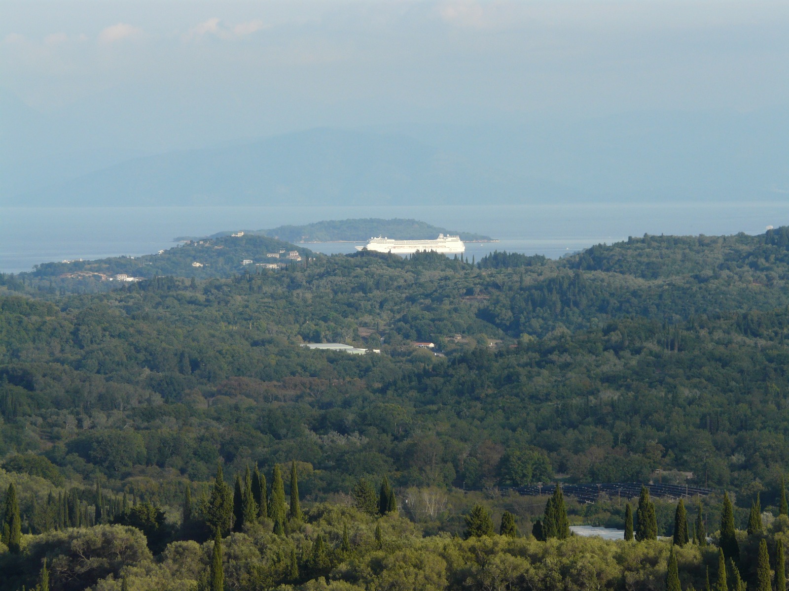 Surrounding of Villa Vounó